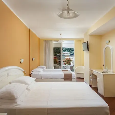 Hotel Savoy Palace - Tonellihotels